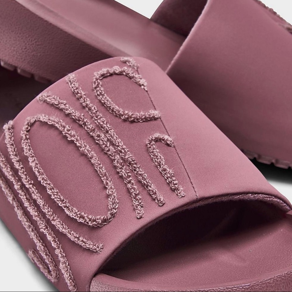 Nike Jordan Nola Slide Sandal Women’s Size 9 Light Mulberry CZ8027-500 New W/B - Picture 4 of 9